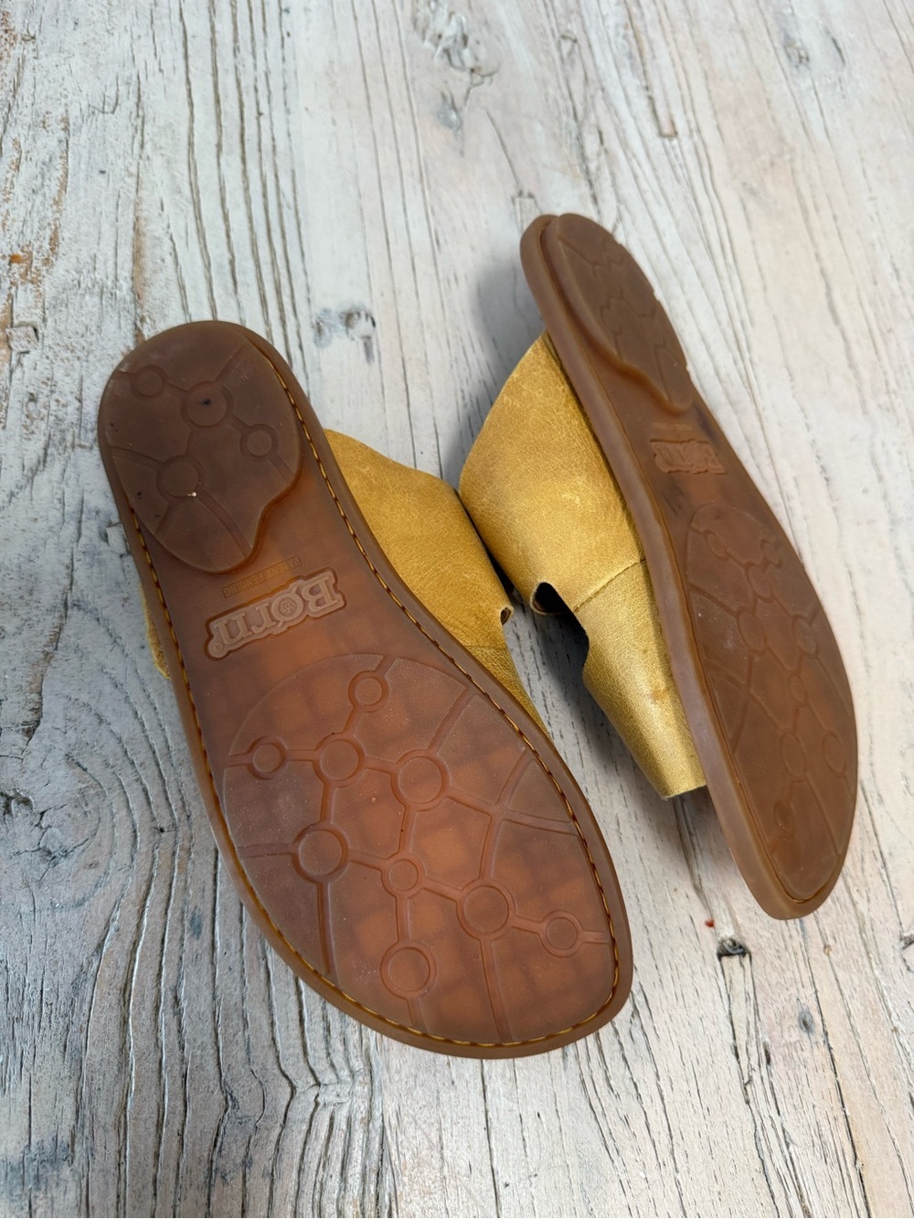 Women’s Born Marston yellow leather sandals size 8 - Picture 9 of 10